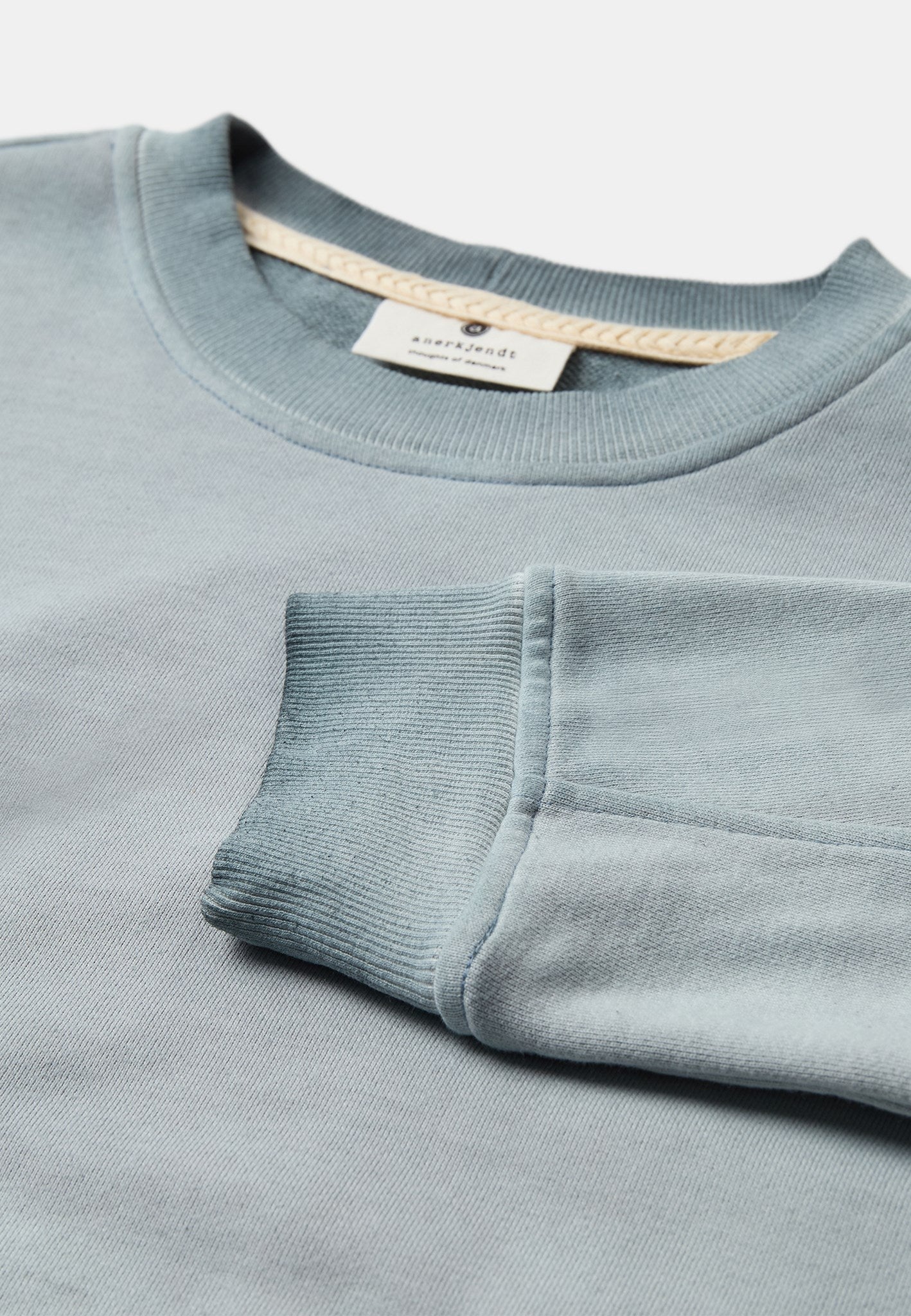 902399 5704 2