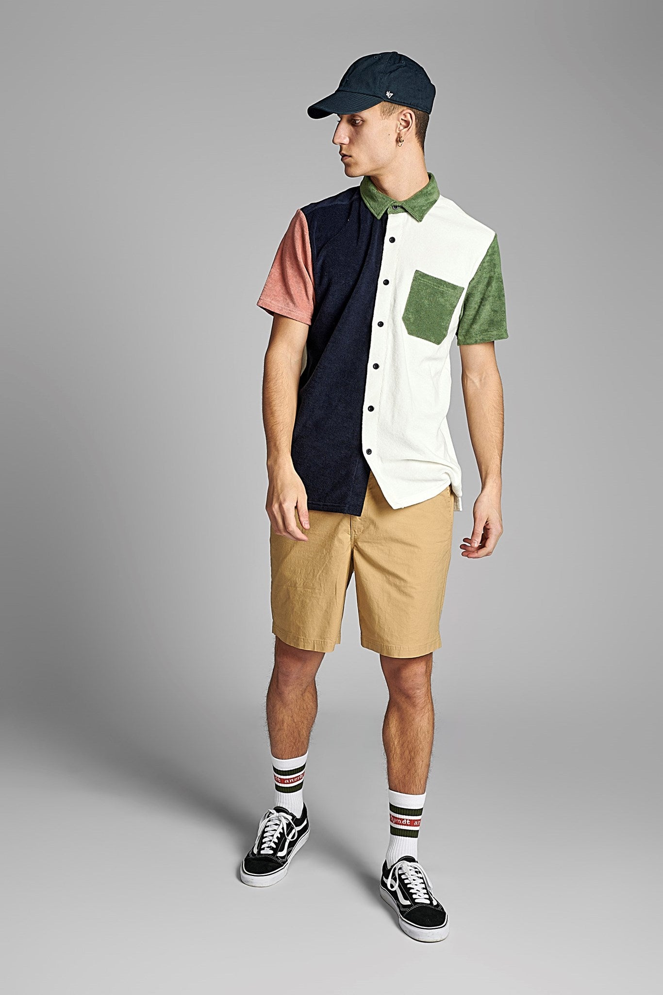 900217-9503_3.jpg
