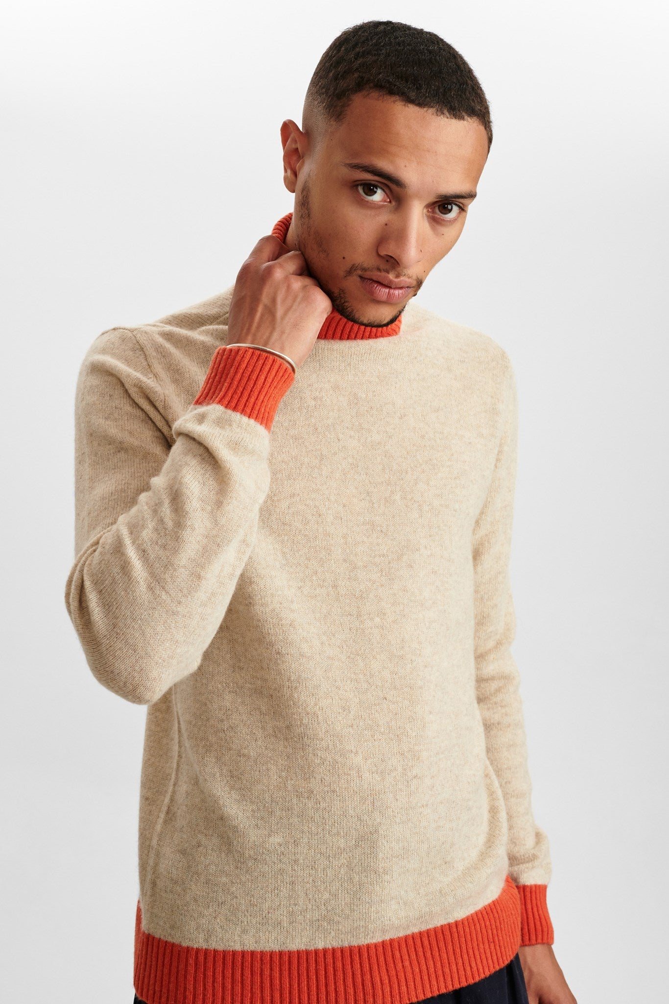 900340-5517_6.jpg