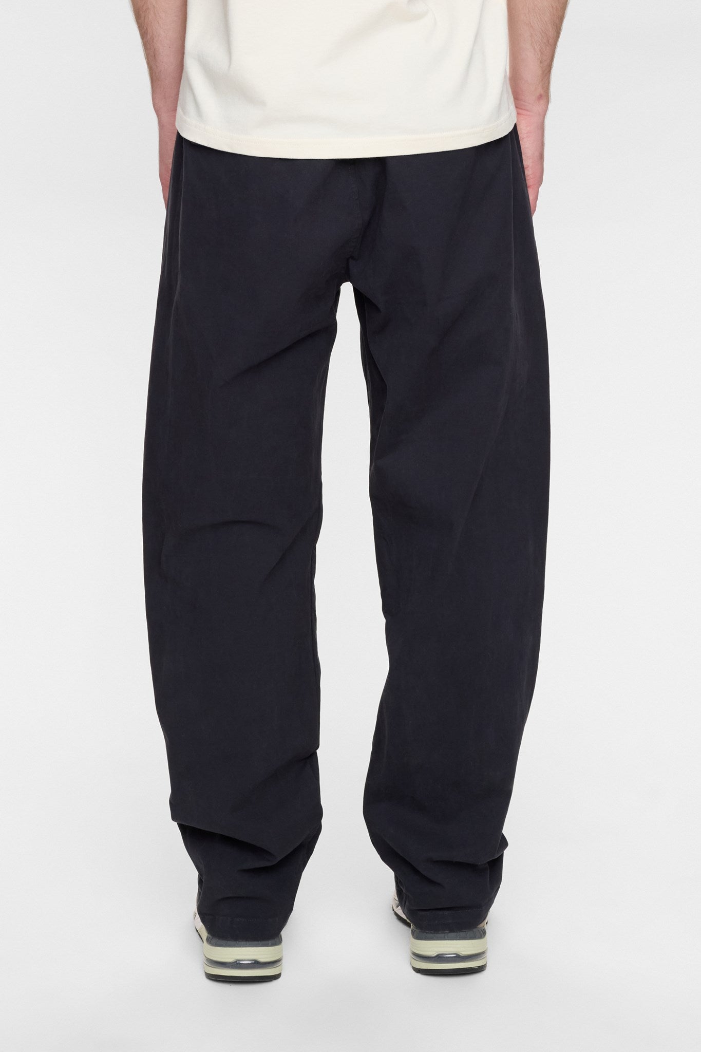 AKJAN COTTON PLEAT ELA PANTS - Sky Captain