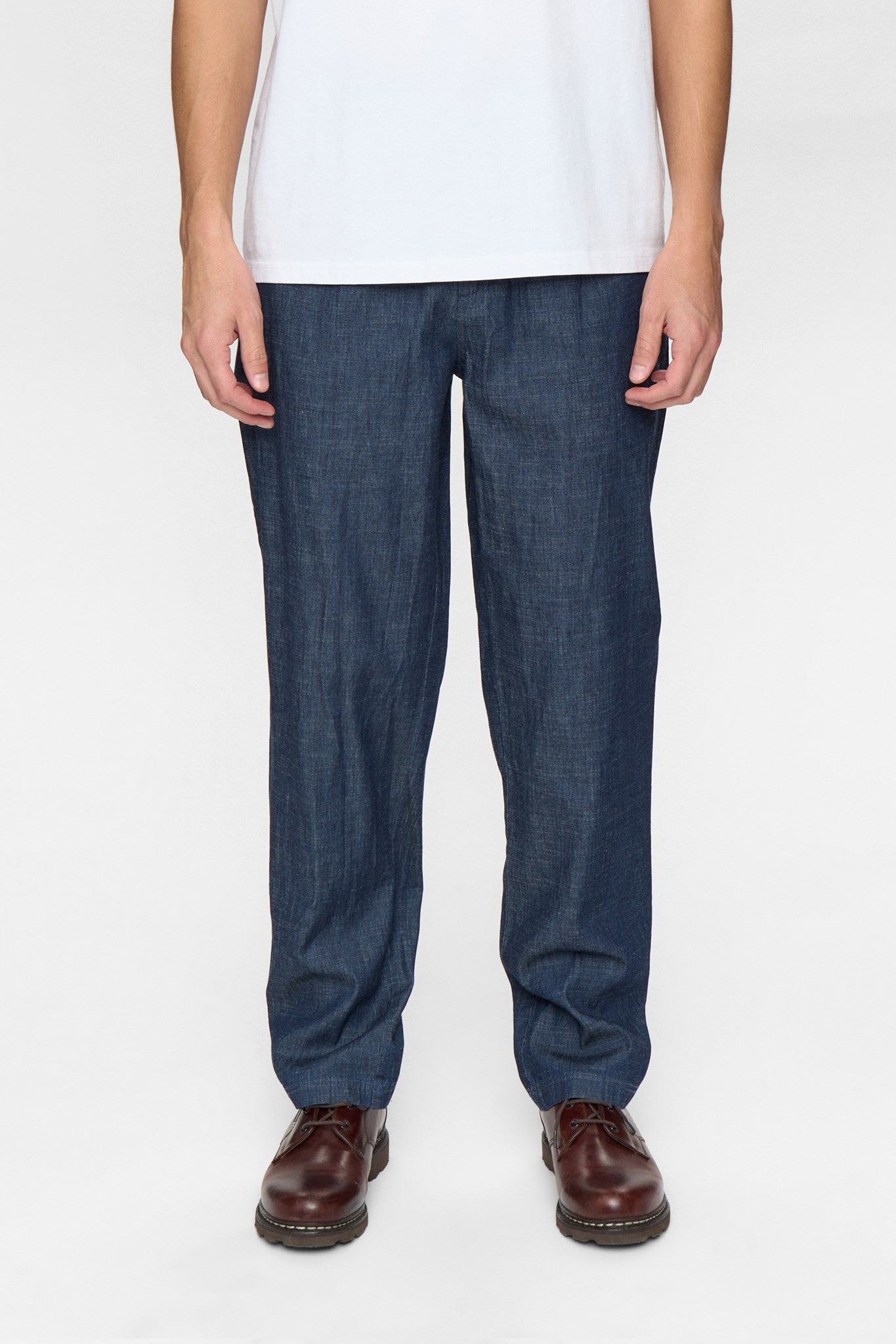 AKJAN CHAMBRAY PANTS - Sky Captain