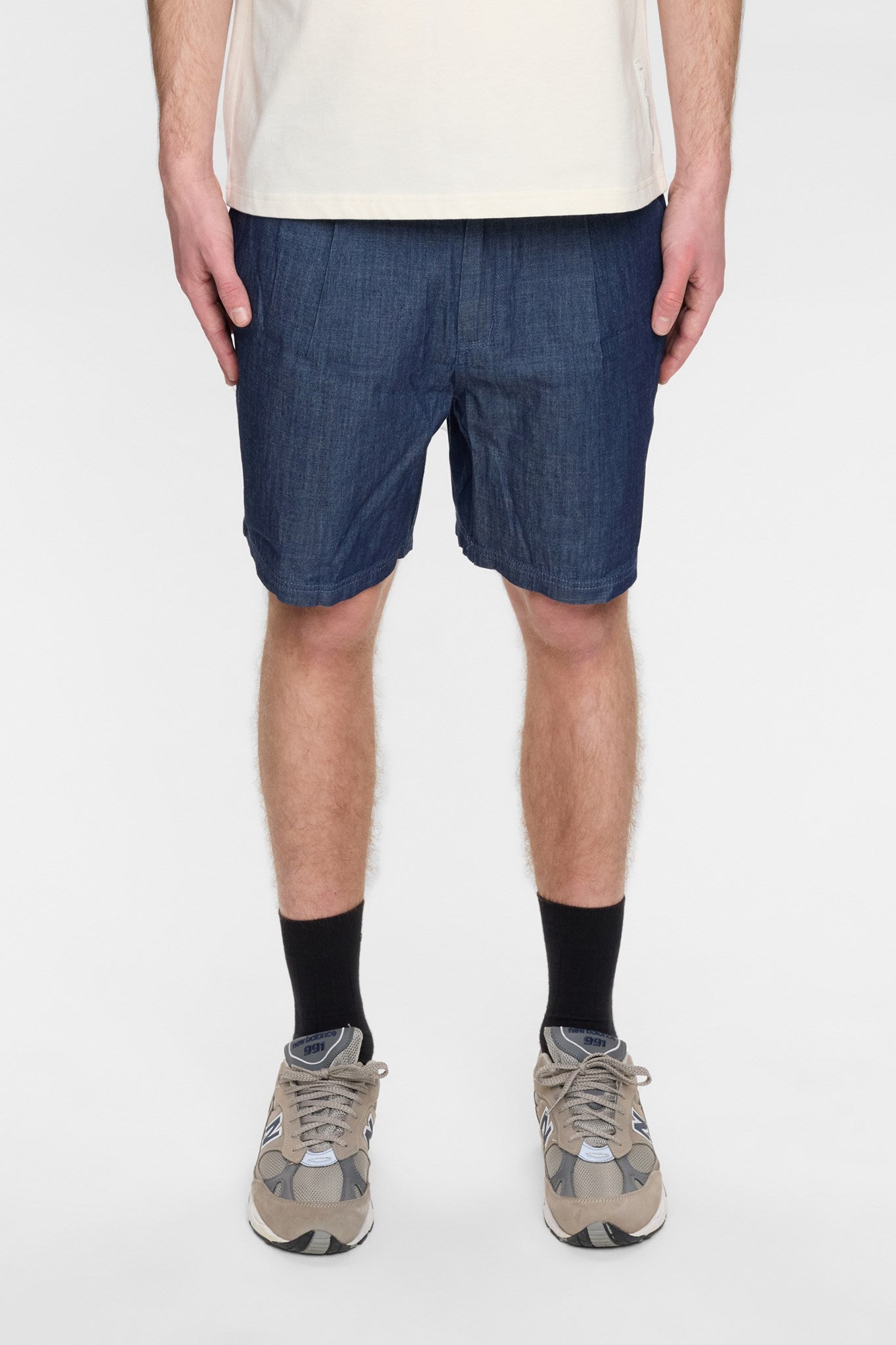 AKJAN CHAMBRAY SHORTS - Sky Captain
