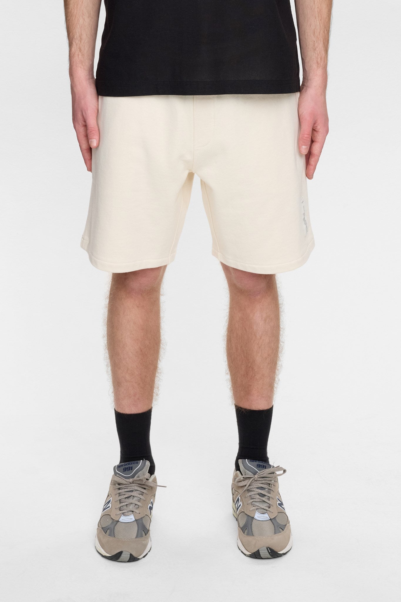 AKJAN UNDYED SWEAT SHORTS - Tofu